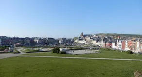 CAPRICES ENSOLEILLES 1 a 2 personnes 1 chambre 300 m plage avec vue petit dejeuner en option - Image 3
