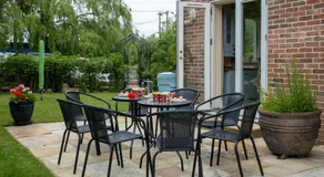 Willow House, Knodishall - Image 3