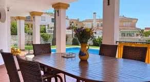 Ref 325 Villa Elena - Image 2