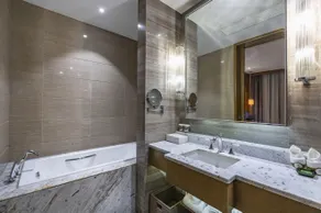 Bon Delight Hotel - Image 2