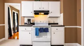 Charming Chicopee Getaway - Image 3