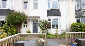 River Retreat - Image 4