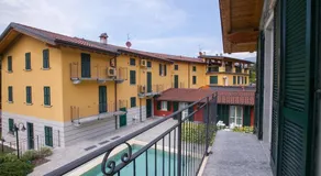 spiaggia uno pool side apartment - Image 3