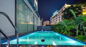 Zhangjiajie Yu Realm Hotel - Ancient Charm - Modern Luxury - Your Perfect Journey - A single pick-up or drop-off - Image 5