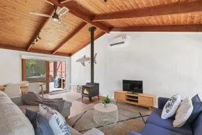 Sunset Sanctuary 500m to beach Pet Friendly - Image 2