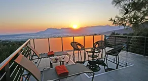 Villa With a Private Heated Pool, Jacuzzi, Overlooking Spectacular Views Of The Sea - Image 3