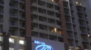 PENINSULA SEMANTAN SUITEs - Image 4