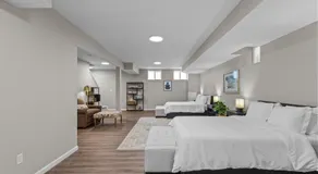Uptown Elegant Escape | JZ Vacation Rentals - Image 2