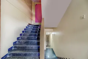 Hotel O Avenue Residency And Lodging - Image 3