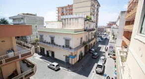 GuestHost - Boscoreale Vanilla Flats Free Parking - Image 2