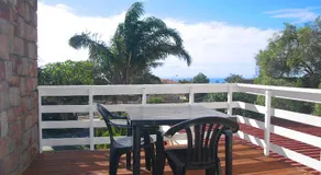 Port Elizabeth Guest House - Image 4