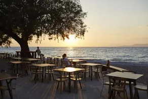 Alex Beach Hotel - Bungalows - Image 4