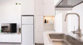 Deluxe Apartment. 50 meters Beach - Image 2