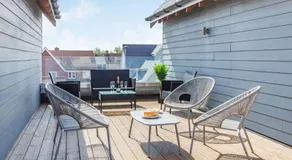 Violet Place - Image 3