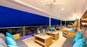 Here and Now Luxurious Sea view & Spa Villa - Image 4
