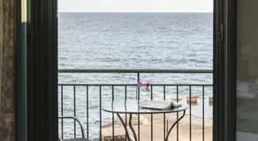 Gorgones, sea-front, great view - Image 5