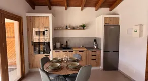 Charmante villa entièrement équipée avec terrasse, piscine privée et barbecue - Image 3