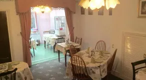 Tanamara Guest House - Image 4