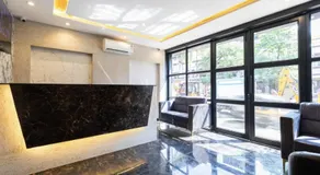 Hotel Artilla Mumbai - Image 2