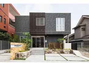 GRAND BASE Iolani - Image 2