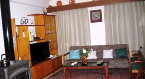Flora's House - Image 2