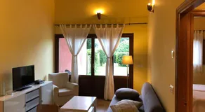 Apartamentos El Guindal - Image 2