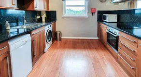 Hilton Wynd Apartment - Image 4