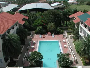 Velan Hotel Greenfields - Image 4