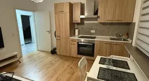 MA Apartments - Free Parking, Free WiFi, Relax & Coffee, - Image 2