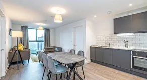 Insignia Apartments by Guestz - Image 2
