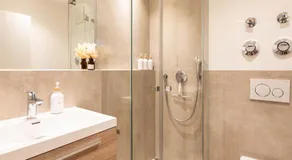 Vita Aurum Stays - Eastside Apartment - BRIGHT Collection - Image 2