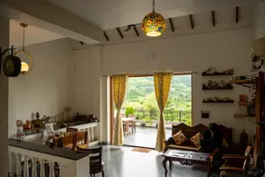 Gaikwad's Farm: Wada-Style with Pool & Scenic View - Image 4
