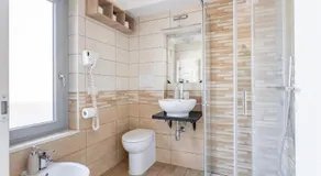 CAMERA con Parcheggio max 3PERS, BAGNO - Image 2