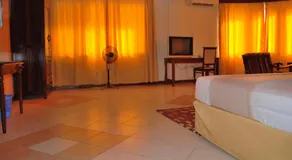 Parkview Inn - Image 2