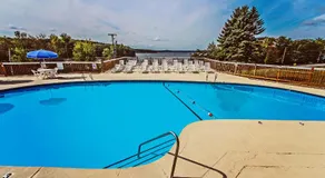 Tanglwood Resort - Image 3