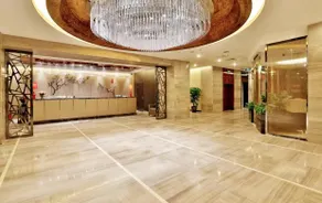 Chongqing Minshan Yuanlin Grand Hotel Longhu Tianjie Daping Metro Station - Image 2