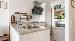 Apto. con wifi, piscina, vistas al mar y parking. - Image 3