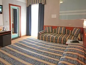 Hotel Colombo - Image 5