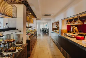 Arkin Palm Beach Hotel - Image 5