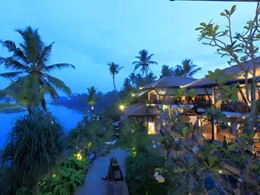 The Postcard Galle - Image 2