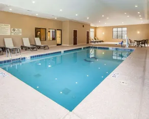 Comfort Suites - Image 4