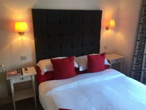 SK George Hotel - Image 3