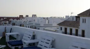 Lion Hostel by Kitesurf Tarifa - Image 4