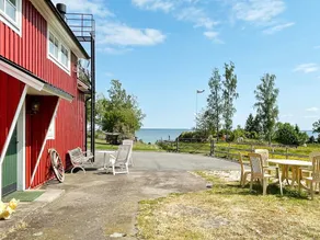 8 person holiday home in BRÅLANDA-By Traum - Image 4