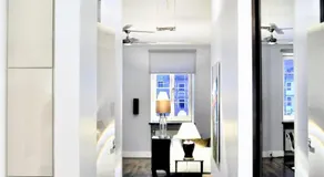 MONDRIAN Luxury Apartments Old Town - Image 4