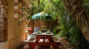 The Captain's Quarters - Home & Guesthouse - Image 4