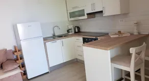 House Niva - Image 3