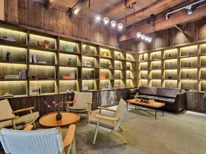 Hangzhou Jianwu Township · Jiulin Jingshe Lake Homestay - Image 3