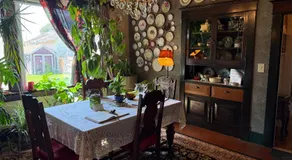1912 Nostalgic TrainCrew Boarding House - Image 5