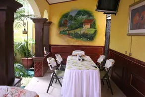 Hotel Aloha - Image 4
